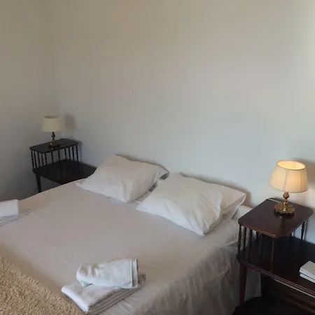 Homestay szállás Cozy With Balcony São Domingos de Rana